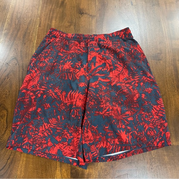 Lululemon Pace Breaker Lined Shorts 9" Size Medium - Picture 2 of 6